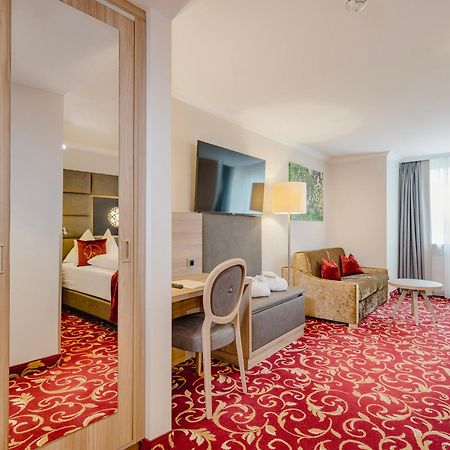 Hotel Norica - Thermenhotels Gastein Mit Dem Bademantel Direkt In Die Therme باد هوفغاستين المظهر الخارجي الصورة