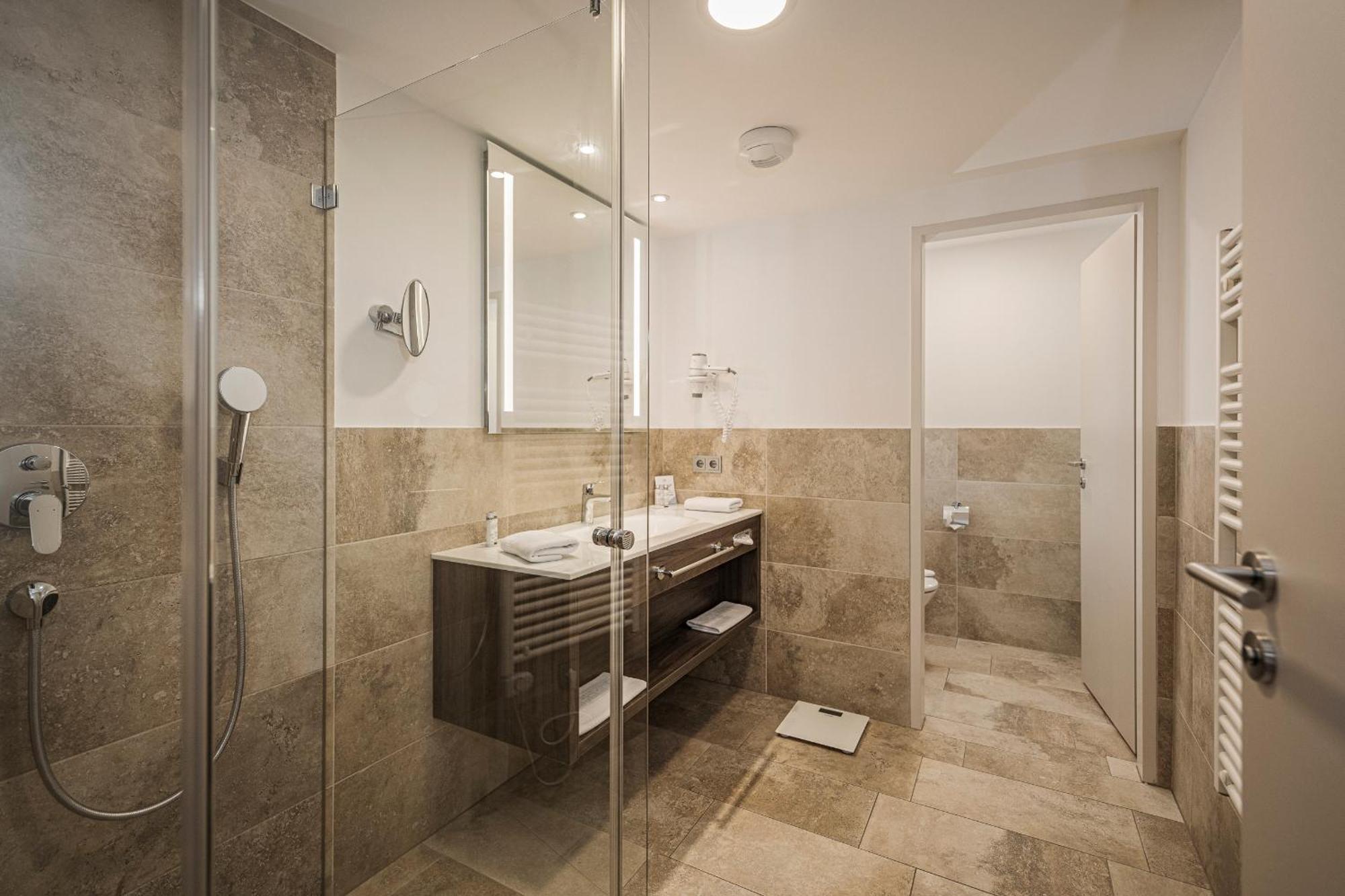 Hotel Norica - Thermenhotels Gastein Mit Dem Bademantel Direkt In Die Therme باد هوفغاستين المظهر الخارجي الصورة