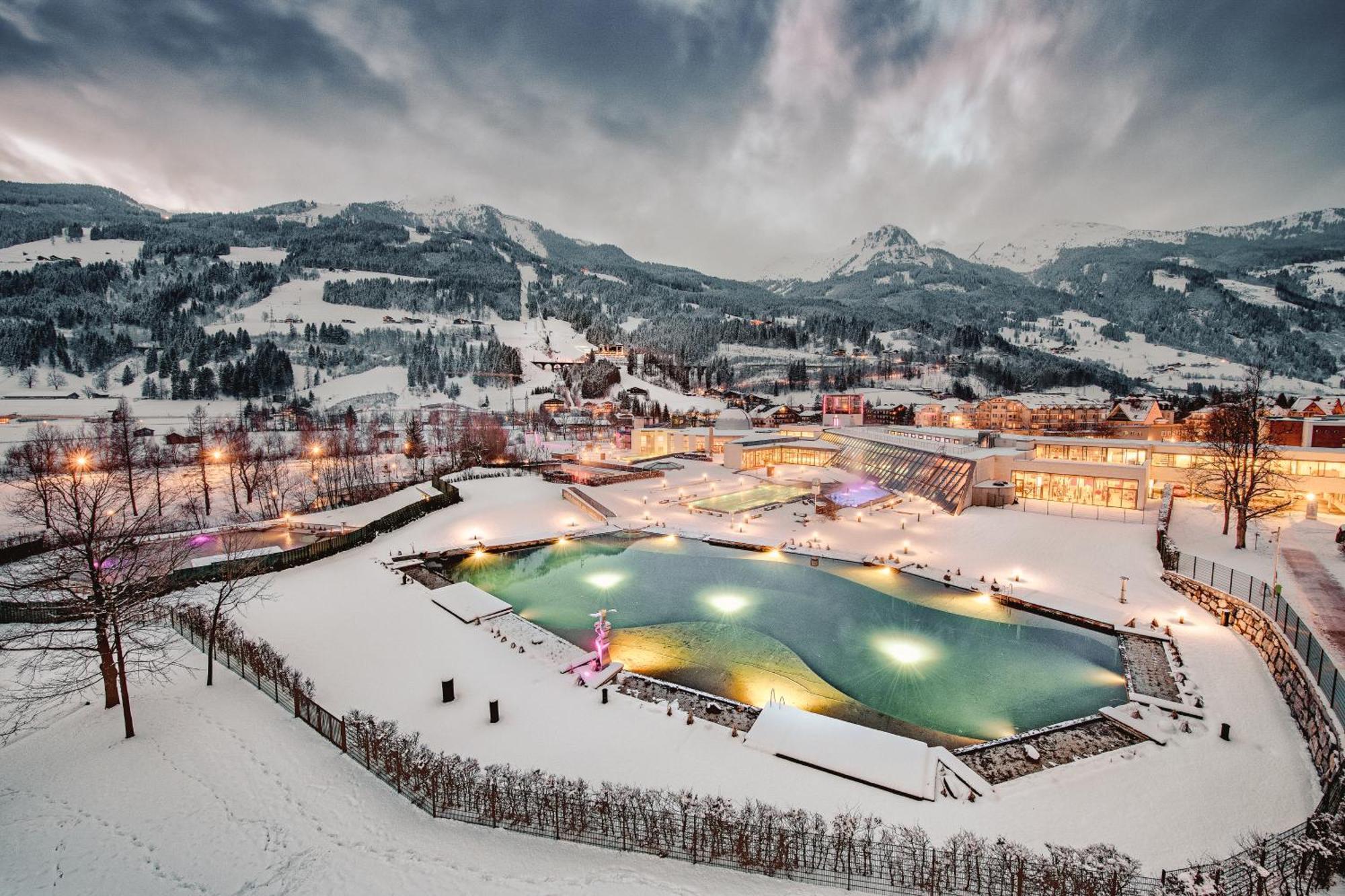 Hotel Norica - Thermenhotels Gastein Mit Dem Bademantel Direkt In Die Therme باد هوفغاستين المظهر الخارجي الصورة