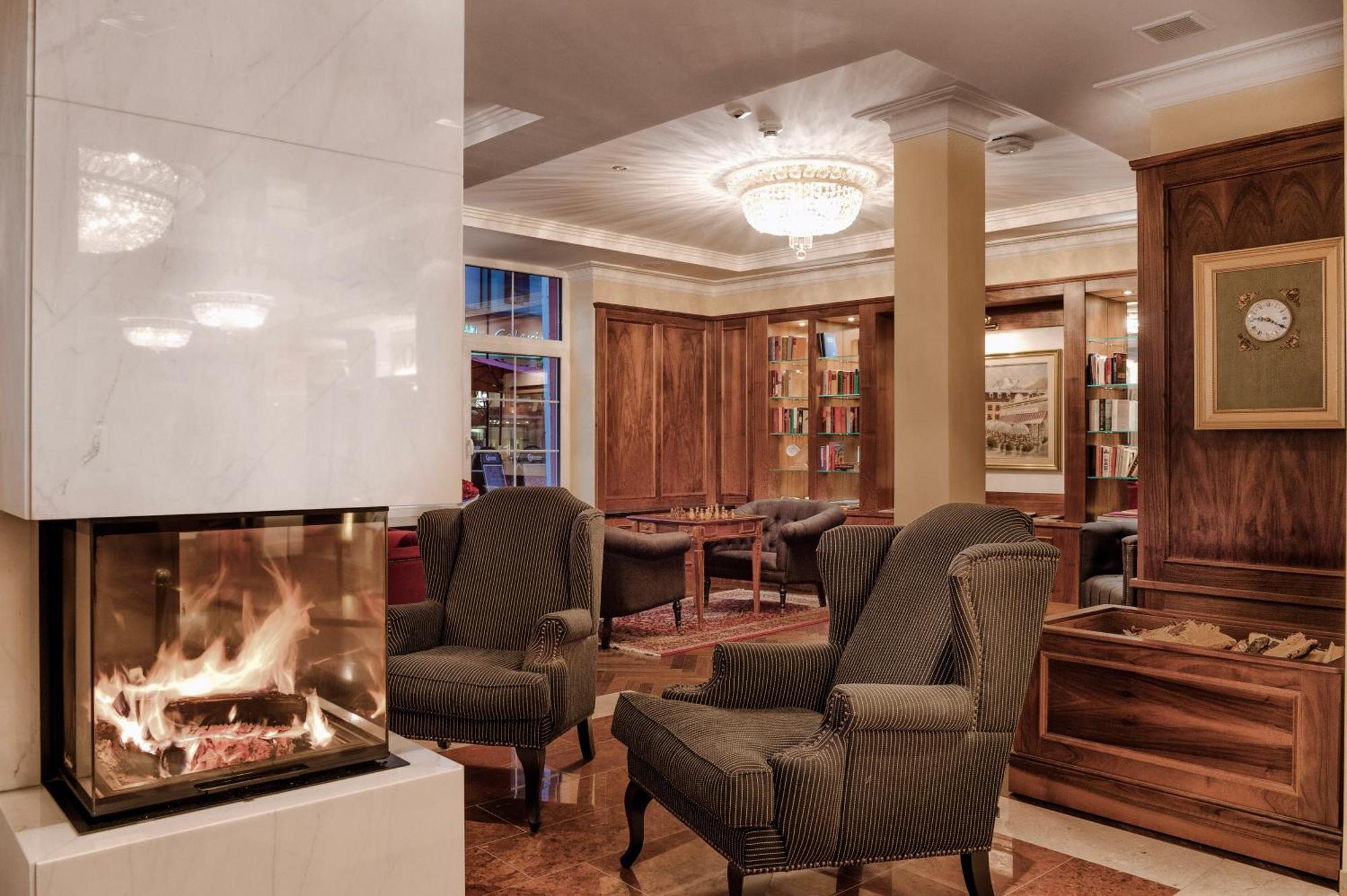 Hotel Norica - Thermenhotels Gastein Mit Dem Bademantel Direkt In Die Therme باد هوفغاستين المظهر الخارجي الصورة